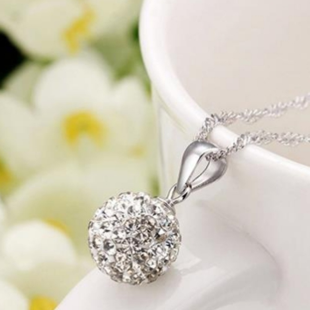  925 Sterling Silver Pendant (No Necklace)